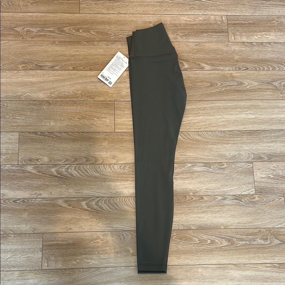 Lululemon Align High-Waisted army green Leggings